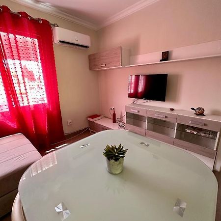 Precioso Apartamento 3 Dormitorios, Aire Acondicionado Menos 10 Min A Pie Feria Χέρεζ Εξωτερικό φωτογραφία