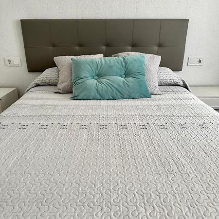 Precioso Apartamento 3 Dormitorios, Aire Acondicionado Menos 10 Min A Pie Feria Χέρεζ Εξωτερικό φωτογραφία
